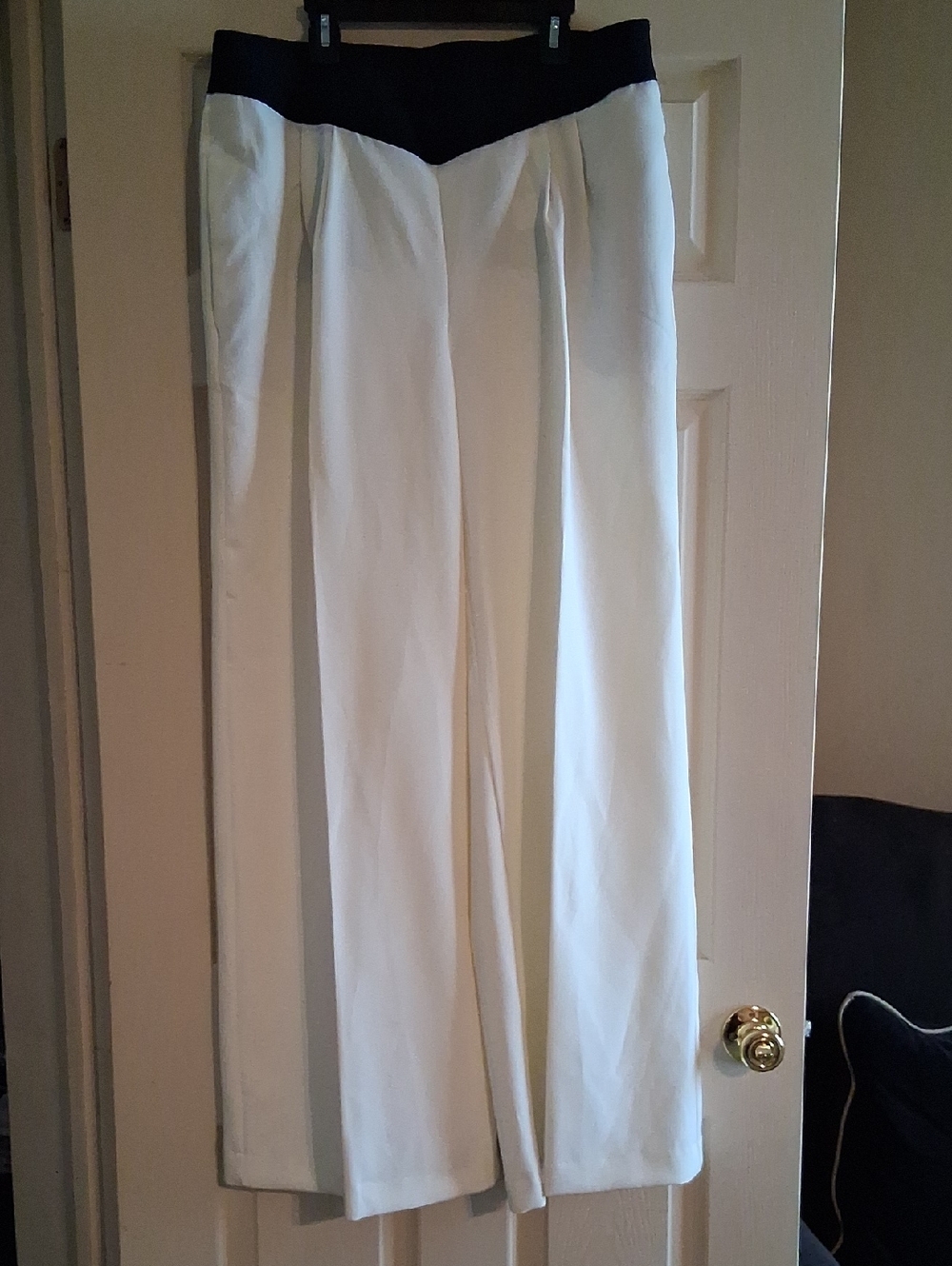 Women's Size 16 New York & Company white & Black Wide Leg Pants (New With Tags)